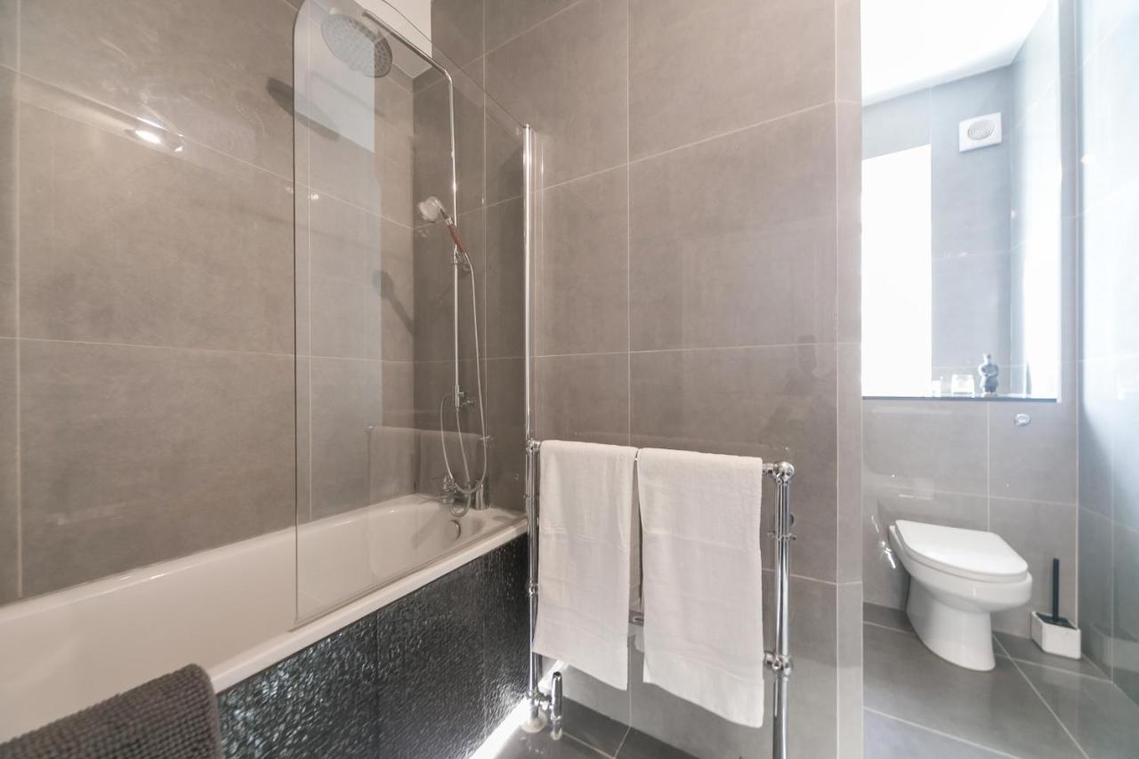 Beautifully Presented Centrally Located Studio Apartment London Kültér fotó
